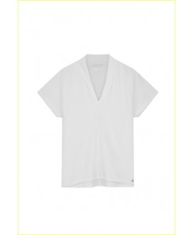 Camiseta pico blanca Kallie RINO&PELLE