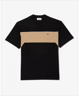 Camiseta negra franja camel pecho LACOSTE