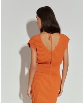 Top punto canalé sisa naranja escote pico espalda LION OF PORCHES