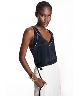 Top negro pico rebite blanco ALBA CONDE