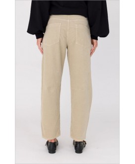 Pantalón panilla beige costuras rodillas Ocean CAMBIO