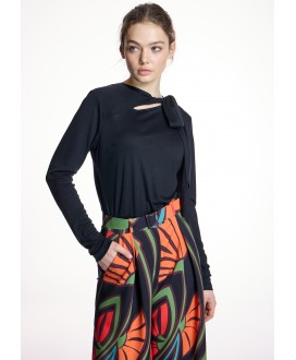 Camiseta lazada negra ALBA CONDE