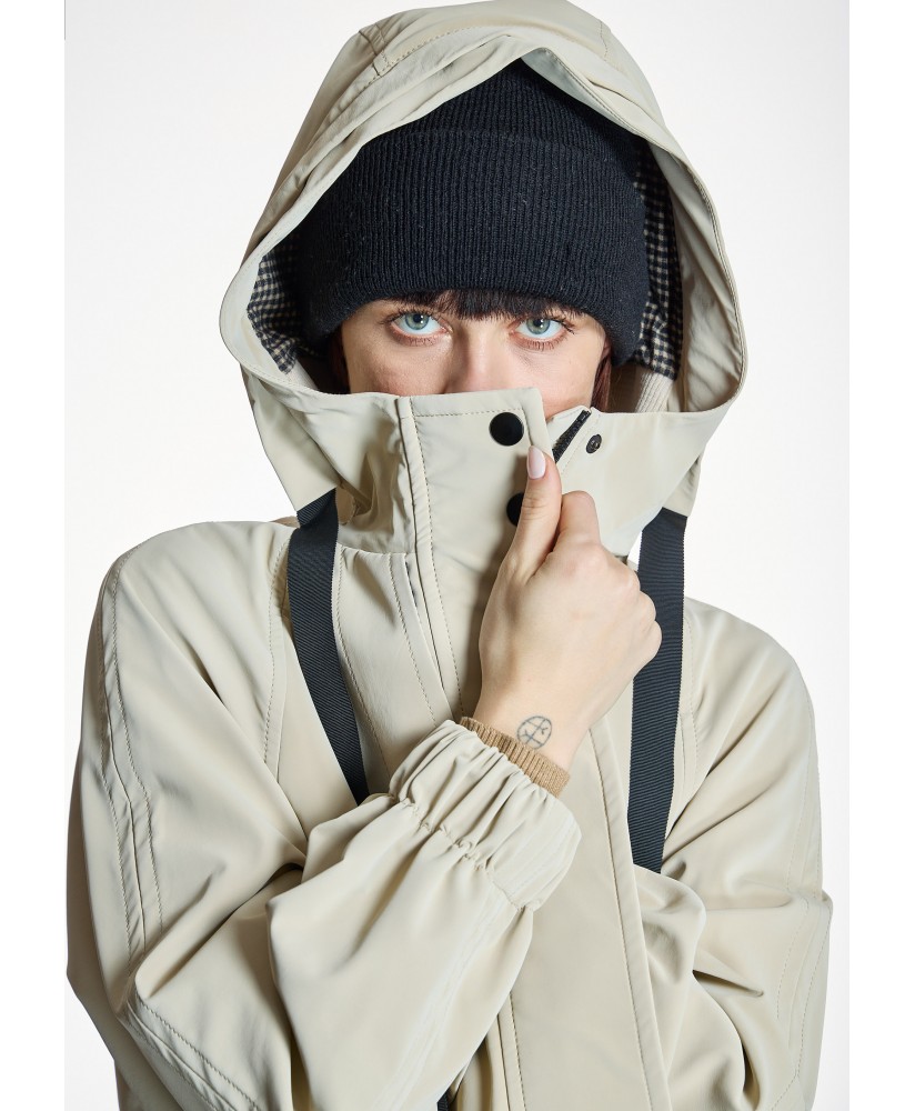 Parka beige con bolsillos y capucha ALBA CONDE