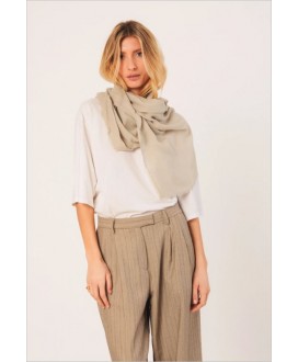 Fular liso beige INDI&COLD