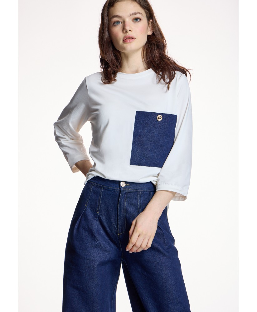 Camiseta blanca bolsillo vaquero ALBA CONDE
