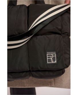 Bolso mano negro acolchado detalle logotipo RINO&PELLE