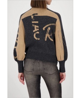 Chaqueta gris estampado letras camel pedrería MONARI